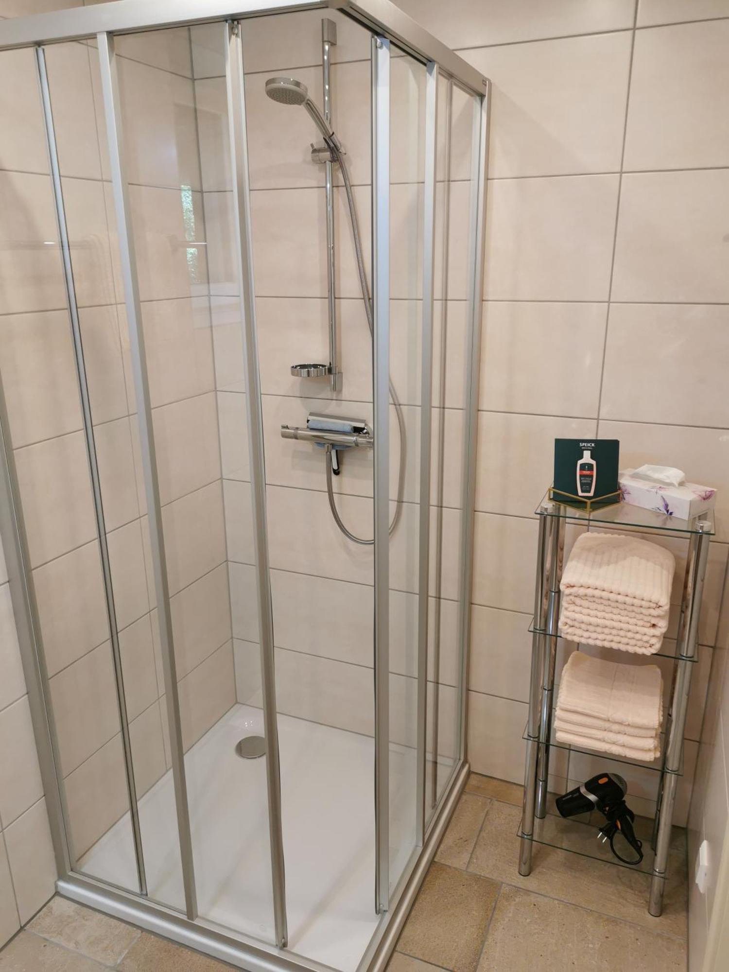 Pension & Ferienwohnung Sonnleiten Gnesau 객실 사진
